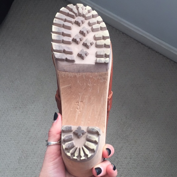 Phoebe Clog from Free People - Picture 3 of 5